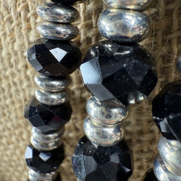 Black Faceted Beaded Necklace Three Strand Silver Tone Accents Vintage Classic - Picture 12 of 16